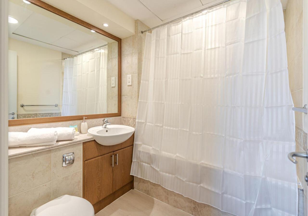 Modern 2Br In Marina - Walk To Beach & Mall Apartment